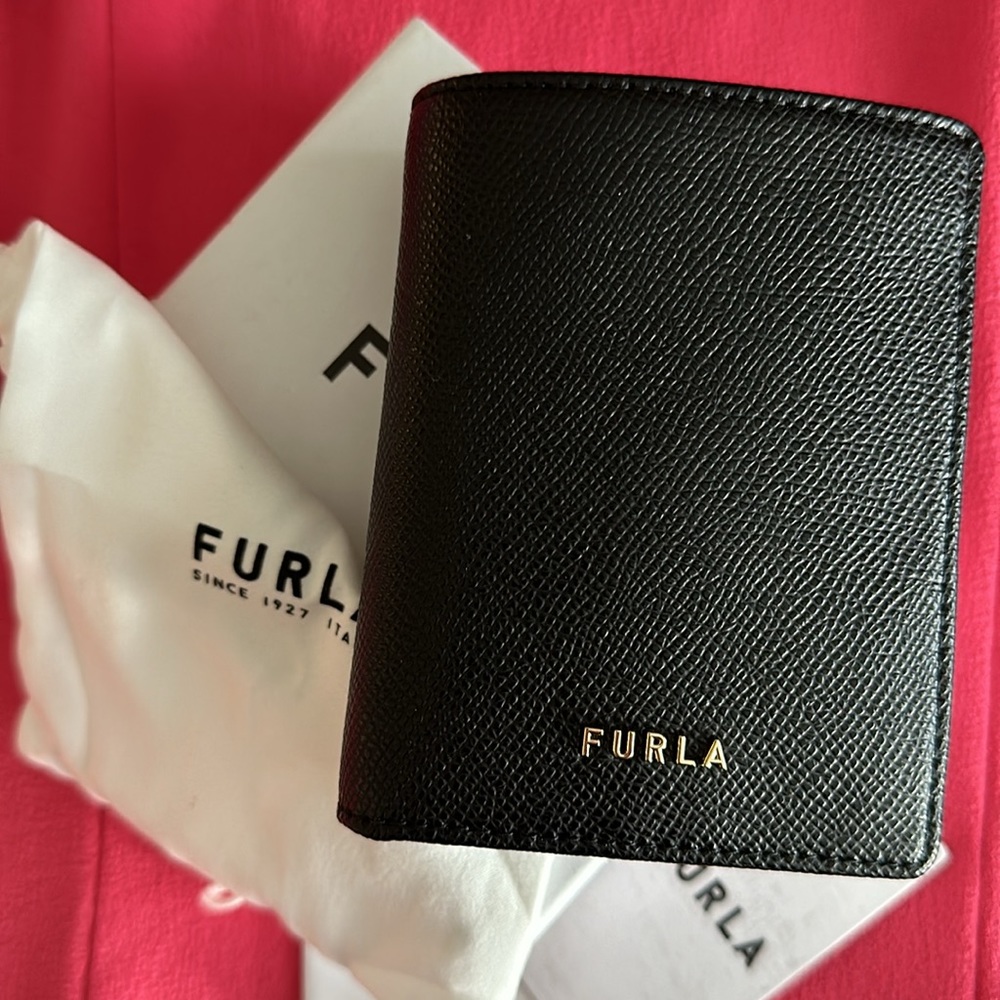 Authentic Furla Classic B-Fold Black Leather Wallet Bag Duster Original Box New